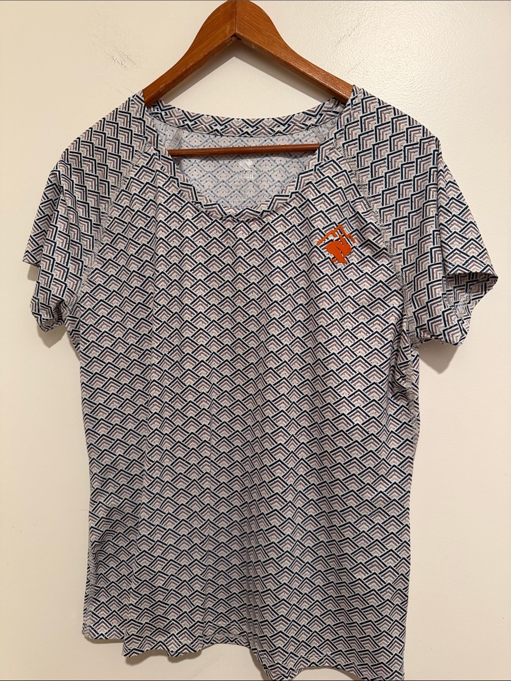 Rabbit EZ Tee short Sleeve Geometric Cloud Dancer Print